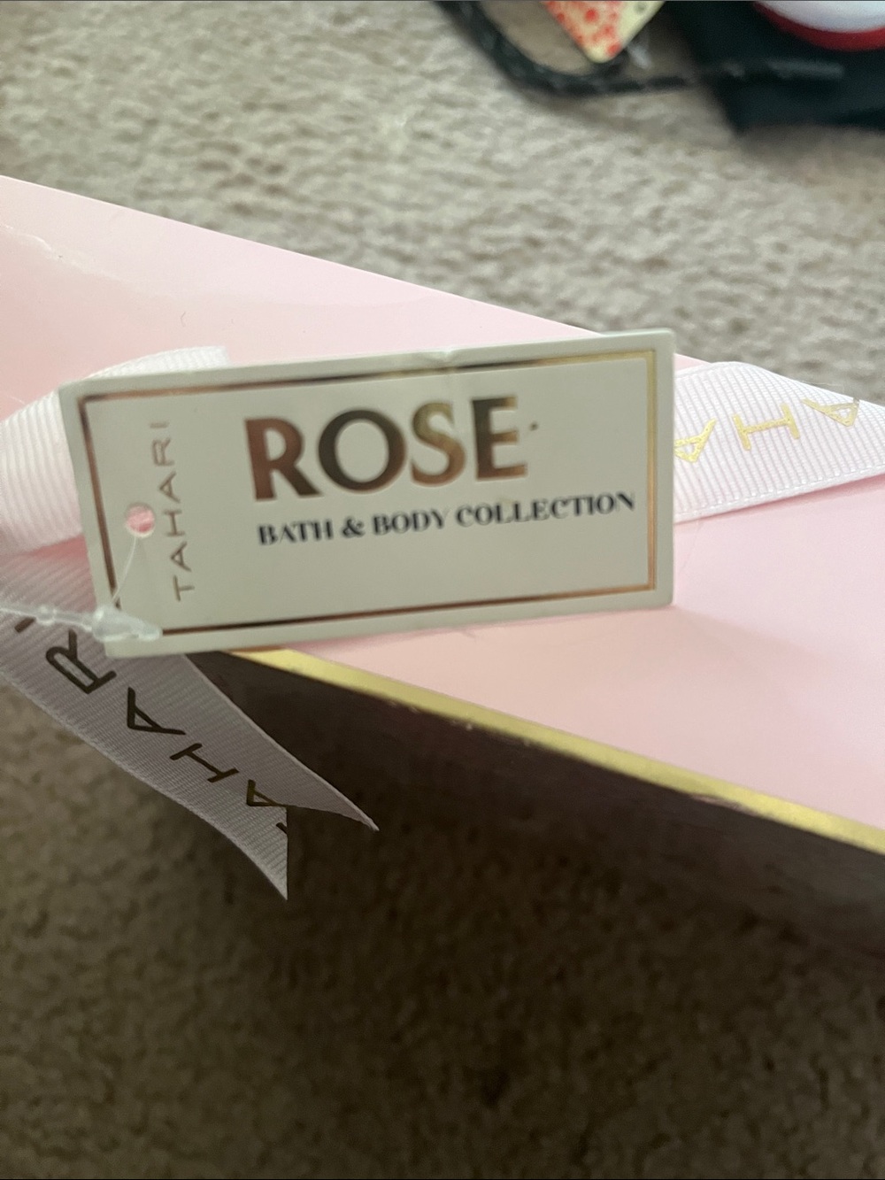 Tahari Rose Bath & Body Set - Pink Floral - Picture 2 of 3